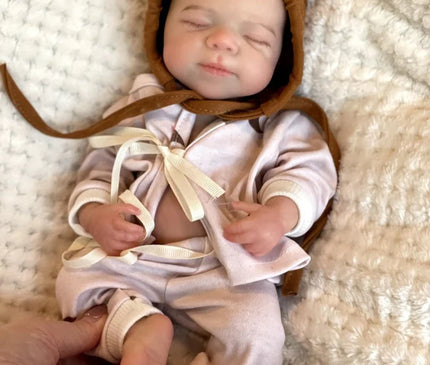 Bebé reborn niña de silicona solida 33cm - Valentina
